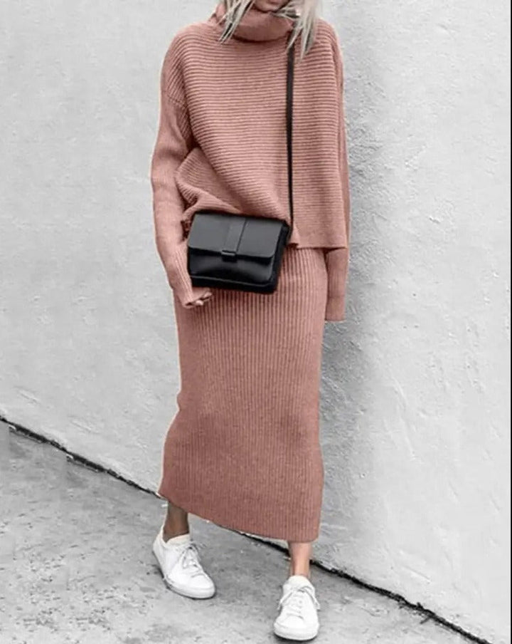 High Collar Two-Piece Set – Trendy & Chic Outfit for Stylish Occasions