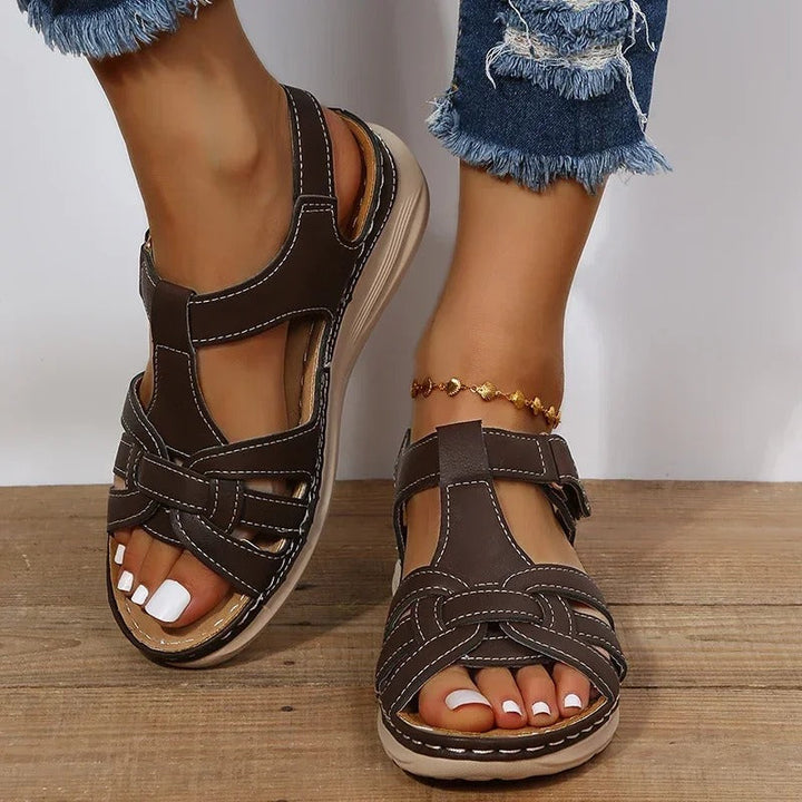 Elegant Orthopaedic Leather Sandals – Sophisticated Style & Optimal Comfort