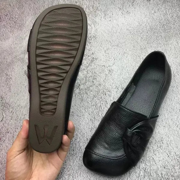 Supportive Leather Shoes – Chic & Comfortable Footwear for Everyday Wear