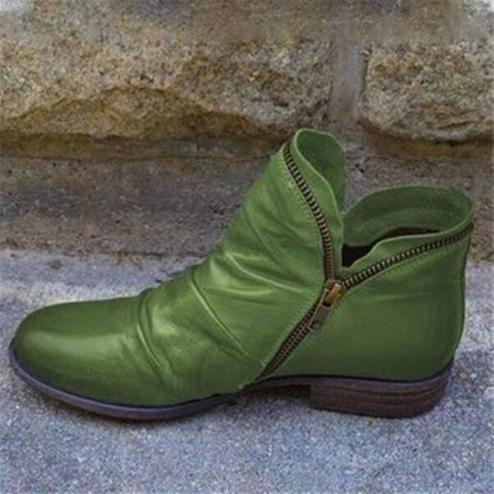 Leather Boots with Zipper – Chic & Modern Footwear for Any Occasion